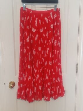 Vintage Alberto Makali Red Pleated Midi / Maxi Skirt with White Feather Motif